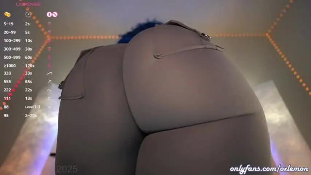 Image 4 of oxlemon Stream on Chaturbate on 22 days ago