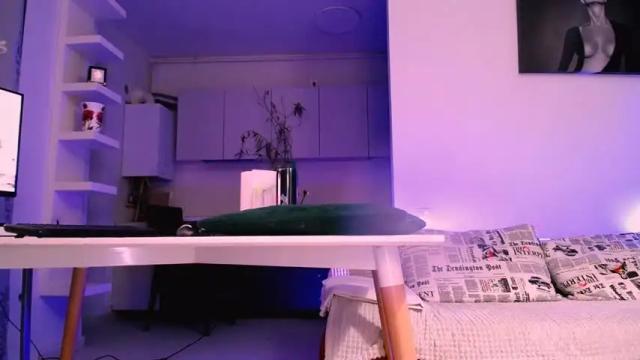 Image 7 of oxxxy__ Stream on Chaturbate on 1 month ago