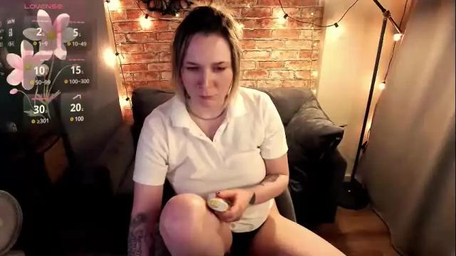Image 2 of ozalin_green Stream on Chaturbate on 7 days ago