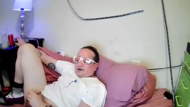 Image 6 of ozonenever Stream on Chaturbate on 17 months ago