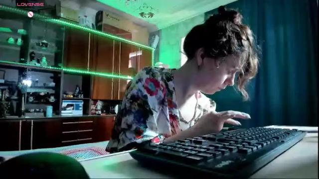 Image 2 of pa1e_pr1ncess Stream on Chaturbate on 1 month ago