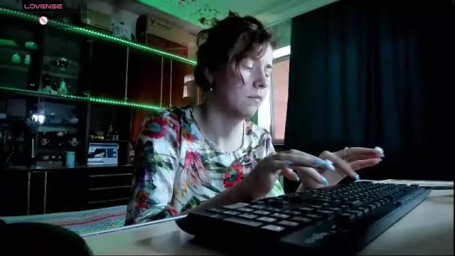 Image 8 of pa1e_pr1ncess Stream on Chaturbate on 1 month ago