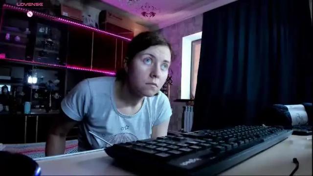Image 11 of pa1e_pr1ncess Stream on Chaturbate on 1 month ago