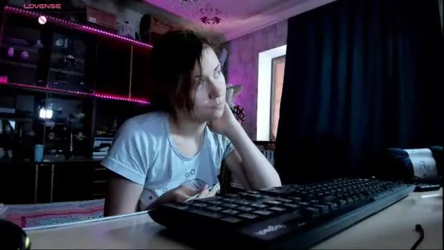 Image 8 of pa1e_pr1ncess Stream on Chaturbate on 1 month ago
