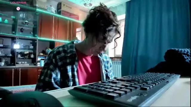 Image 4 of pa1e_pr1ncess Stream on Chaturbate on 1 month ago
