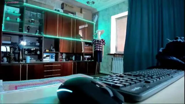 Image 2 of pa1e_pr1ncess Stream on Chaturbate on 1 month ago