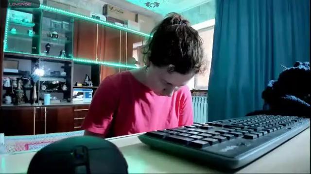 Image 3 of pa1e_pr1ncess Stream on Chaturbate on 1 month ago