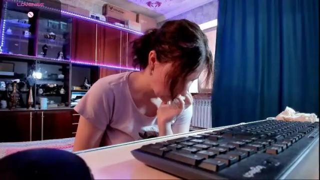 Image 6 of pa1e_pr1ncess Stream on Chaturbate on 1 month ago