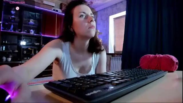 Image 8 of pa1e_pr1ncess Stream on Chaturbate on 1 month ago