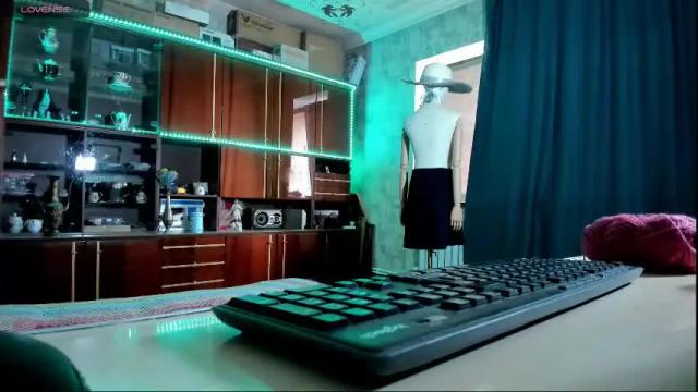 Image 12 of pa1e_pr1ncess Stream on Chaturbate on 29 days ago
