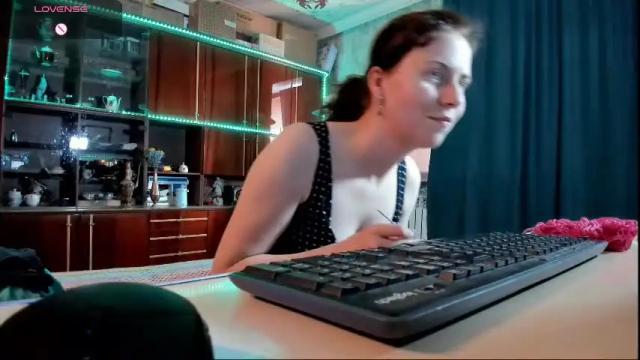 Image 6 of pa1e_pr1ncess Stream on Chaturbate on 26 days ago