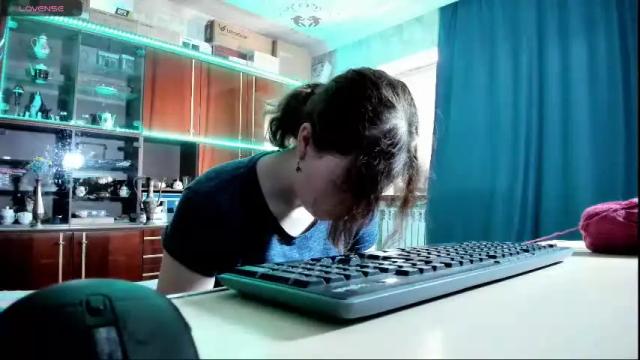 Image 12 of pa1e_pr1ncess Stream on Chaturbate on 24 days ago