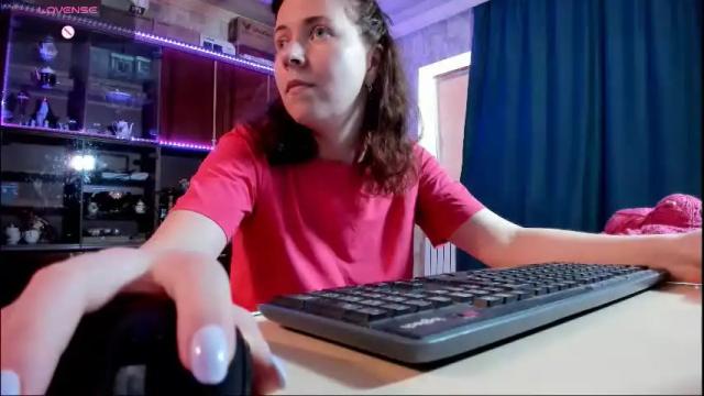 Image 2 of pa1e_pr1ncess Stream on Chaturbate on 19 days ago