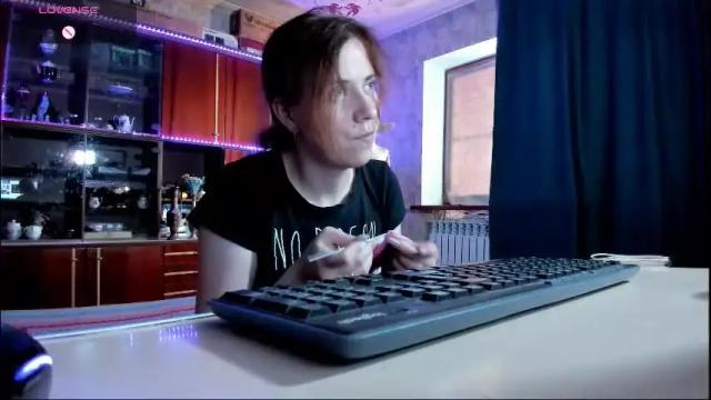Image 4 of pa1e_pr1ncess Stream on Chaturbate on 17 days ago