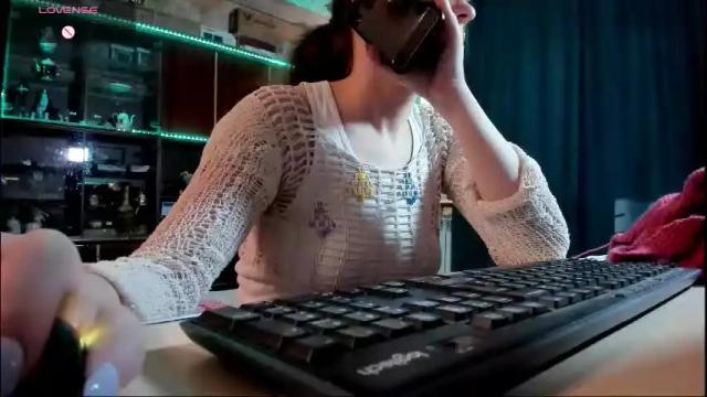Image 12 of pa1e_pr1ncess Stream on Chaturbate on 16 days ago