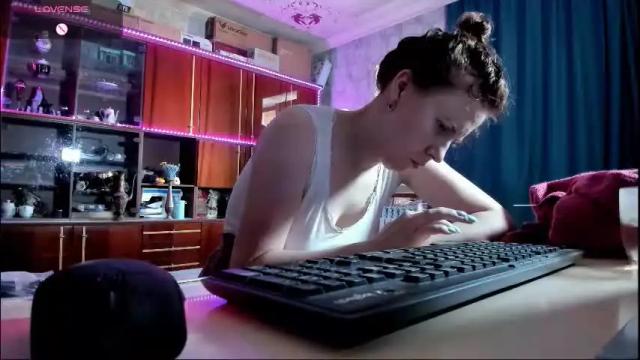 Image 6 of pa1e_pr1ncess Stream on Chaturbate on 10 days ago