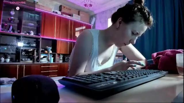 Image 8 of pa1e_pr1ncess Stream on Chaturbate on 10 days ago
