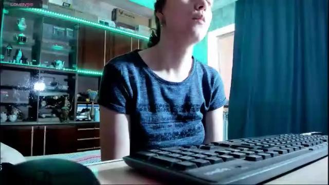 Image 11 of pa1e_pr1ncess Stream on Chaturbate on 5 days ago