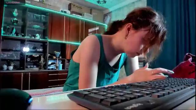 Image 8 of pa1e_pr1ncess Stream on Chaturbate on 1 day ago