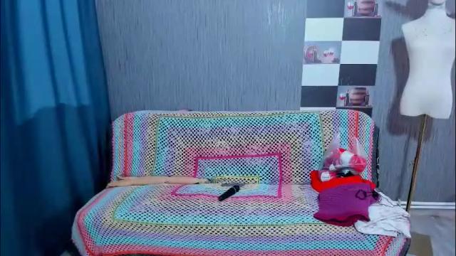 Image 2 of pa1e_pr1ncess Stream on Chaturbate on 1 month ago