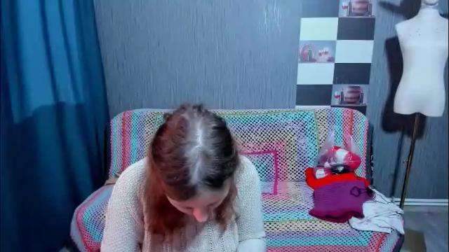 Image 4 of pa1e_pr1ncess Stream on Chaturbate on 1 month ago
