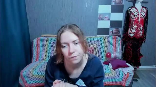 Image 3 of pa1e_pr1ncess Stream on Chaturbate on 1 month ago