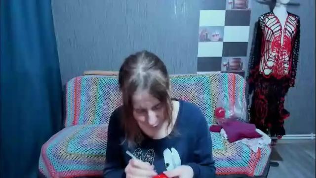 Image 7 of pa1e_pr1ncess Stream on Chaturbate on 1 month ago