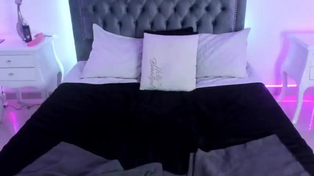 Image 8 of padm_e Stream on Chaturbate on 19 months ago