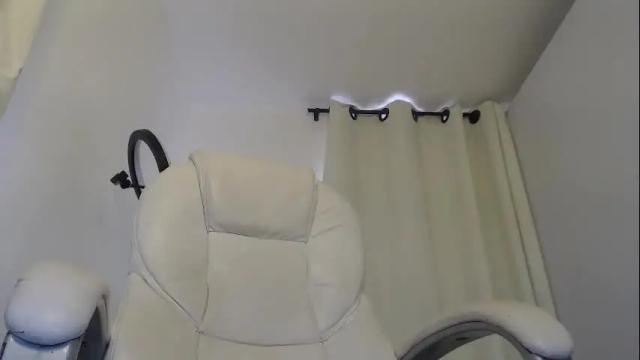 Image 2 of paiper_halliwey_ Stream on Chaturbate on 2 months ago