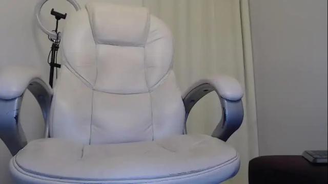 Image 12 of paiper_halliwey_ Stream on Chaturbate on 1 month ago