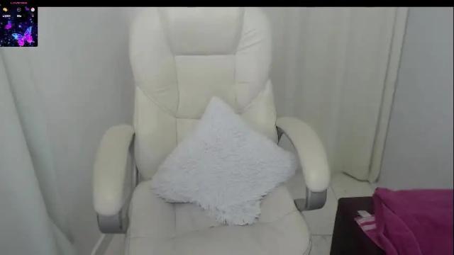 Image 6 of paiper_halliwey_ Stream on Chaturbate on 20 days ago