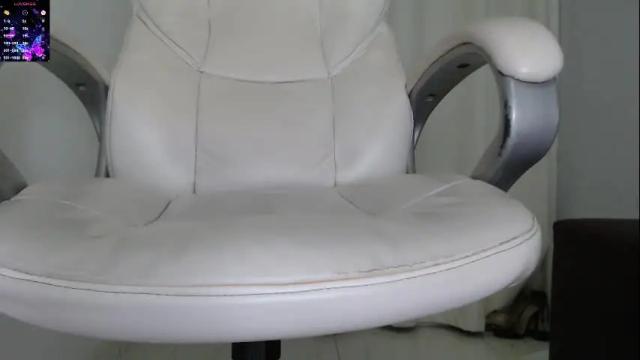 Image 10 of paiper_halliwey_ Stream on Chaturbate on 7 days ago