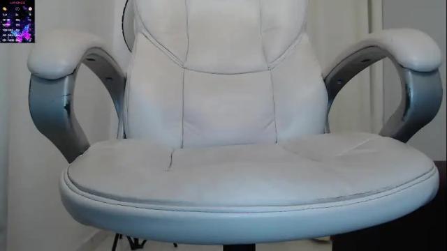 Image 3 of paiperhalliwey Stream on Chaturbate on 4 days ago