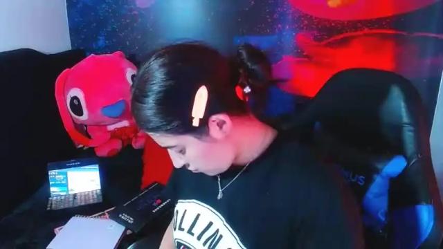 Image 11 of palmerevanss Stream on Chaturbate on 20 months ago