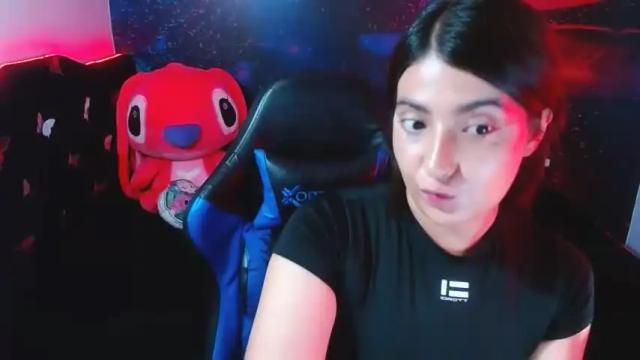 Image 12 of palmerevanss Stream on Chaturbate on 18 months ago