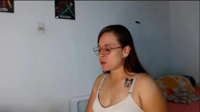 Image 2 of paloma_desire Stream on Chaturbate on 1 month ago