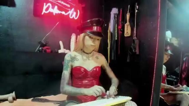 Image 12 of palomawells Stream on Chaturbate on 15 months ago