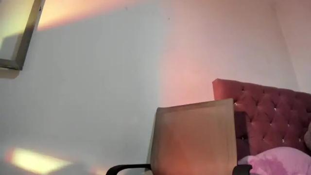 Image 2 of pamela_arjona Stream on Chaturbate on 19 months ago