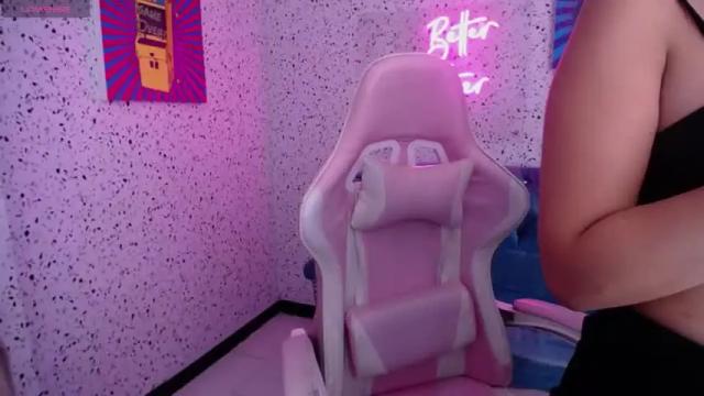 Image 3 of pamela_gomez_v Stream on Chaturbate on 15 months ago