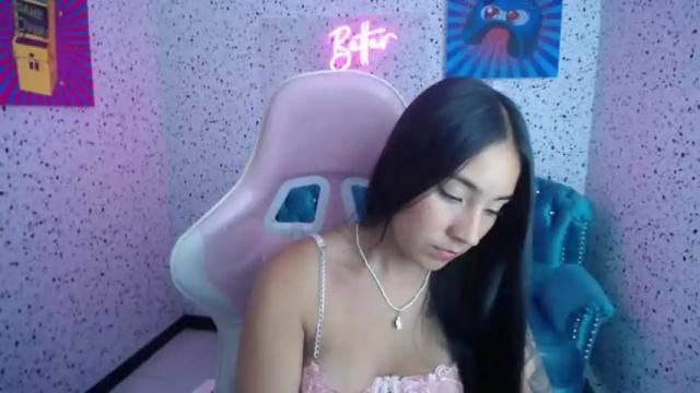 Image 12 of pamela_gomez_v Stream on Chaturbate on 15 months ago