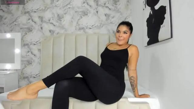 Image 8 of pamela_moreno Stream on Chaturbate on 13 months ago