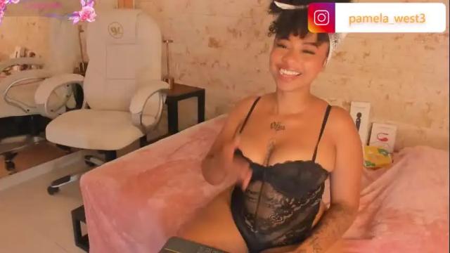 Image 6 of pamela_west Stream on Chaturbate on 1 month ago
