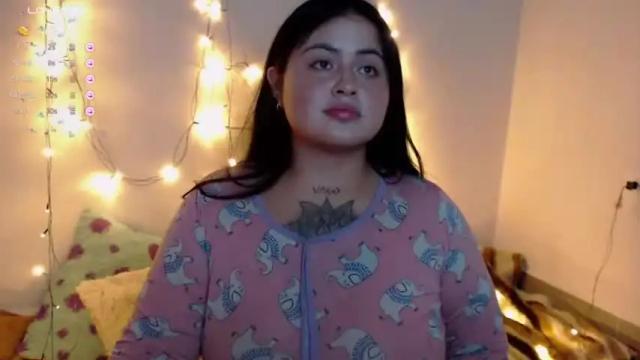 Image 8 of pameladou201 Stream on Chaturbate on 15 months ago