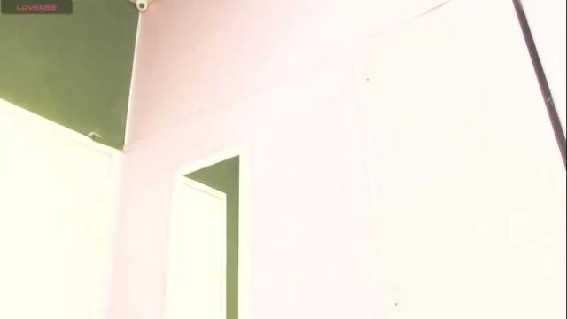 Image 12 of pamelaflores Stream on Chaturbate on 1 month ago