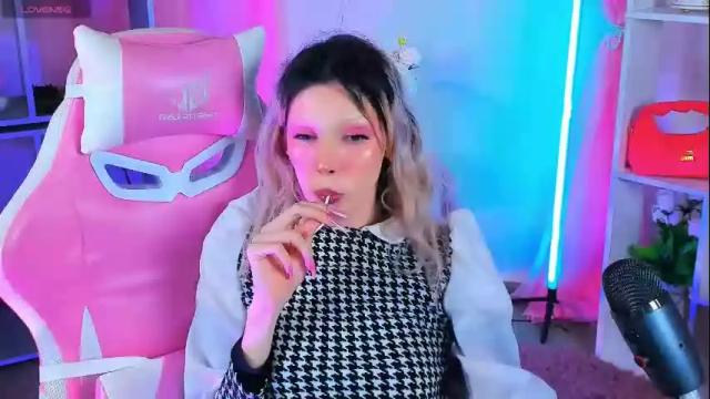 Image 10 of pamelamydreamys Stream on Chaturbate on 17 days ago