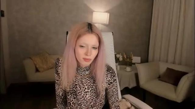 Image 2 of pamelamydreamys Stream on Chaturbate on 1 month ago
