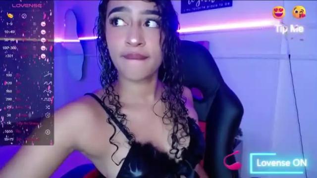 Image 2 of pamelasanders19 Stream on Chaturbate on 13 months ago