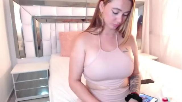 Image 3 of pamelasimpson Stream on Chaturbate on 1 month ago