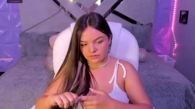 Image 10 of pamellaa_ Stream on Chaturbate on 19 months ago