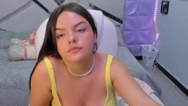 Image 3 of pamellaa_ Stream on Chaturbate on 19 months ago